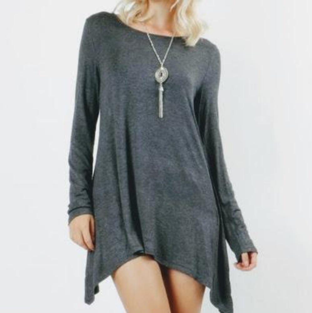 2 NWOT LONG SLEEVE GREY & Olive ZENANA TUNIC